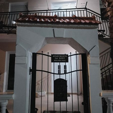 Apartment Casa Sul Mare Тиват Екстериор снимка