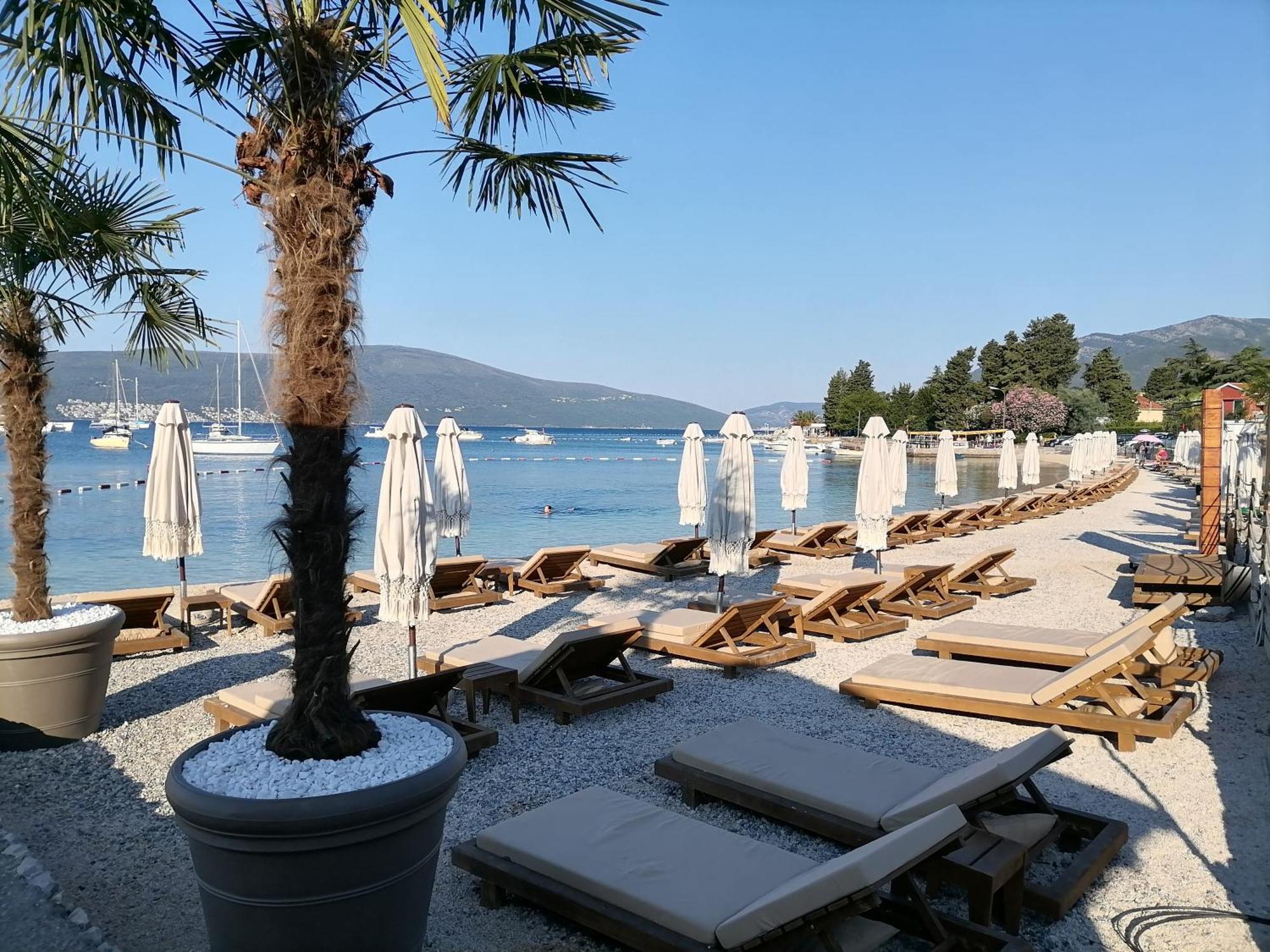 Apartment Casa Sul Mare Тиват Екстериор снимка